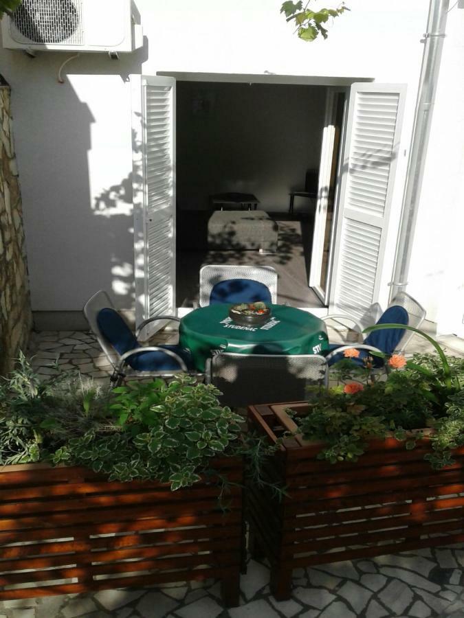 Apartmani Marić Selce Bagian luar foto
